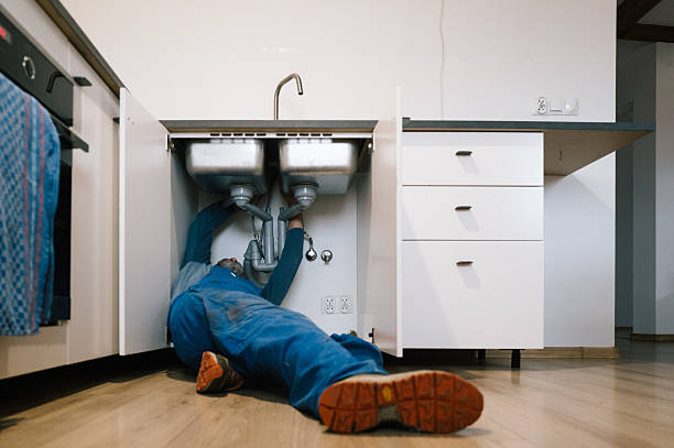 Professional Drain Cleaning technician working in Portland, TN